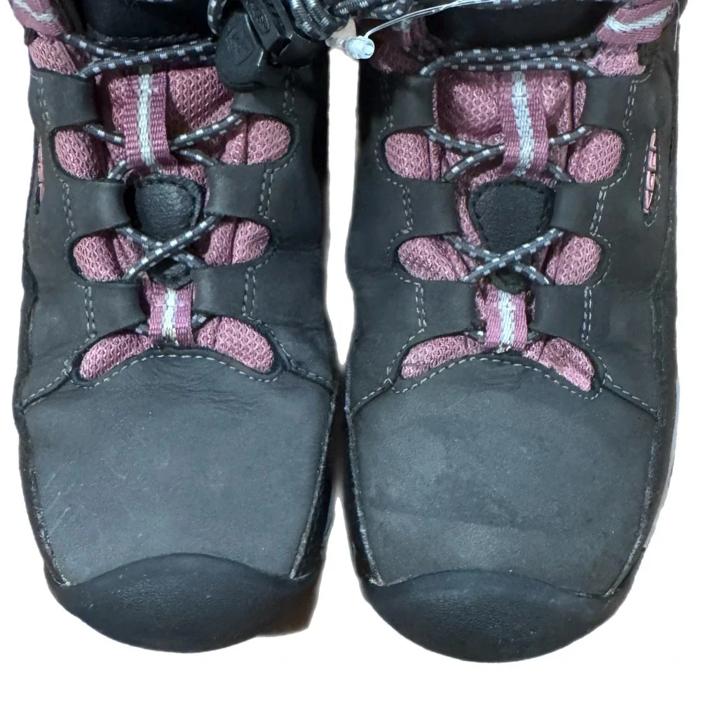 Keen Targhee Mid Waterproof Hiking Boots Kids Size 4 Grey Pink 1020131